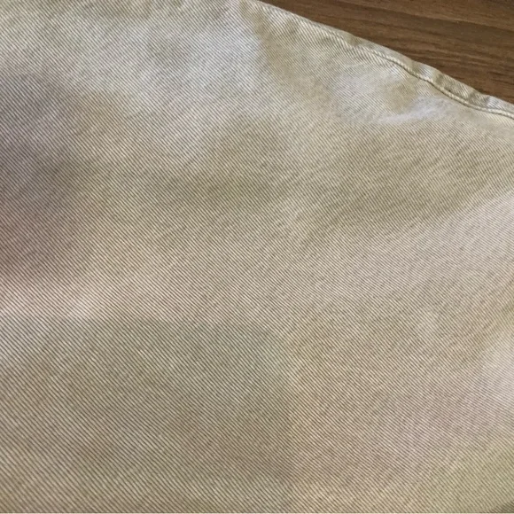 Abercrombie & Fitch the taper Jean. High rise. Size 30 waist 10R curve love - Picture 9 of 10